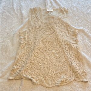 Bobbie Brooks Beige Floral Lace Top